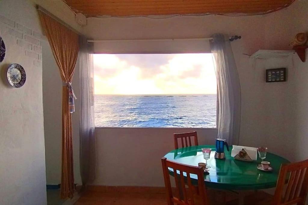 Villa La Casa Con Terraza Privada Sobre El Mar à Telde Extérieur photo