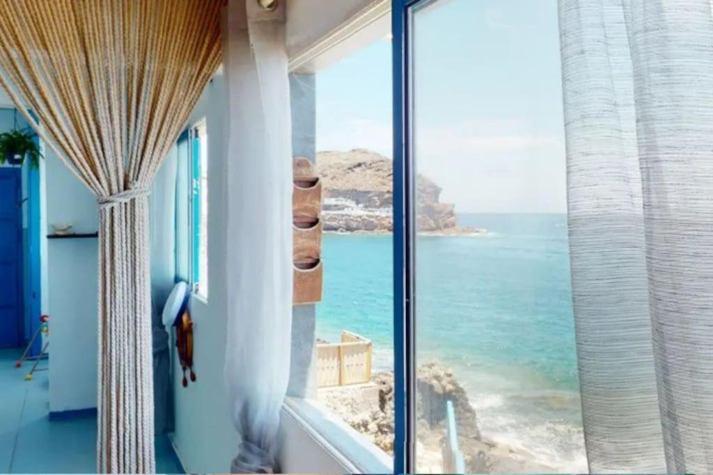 Villa La Casa Con Terraza Privada Sobre El Mar à Telde Extérieur photo