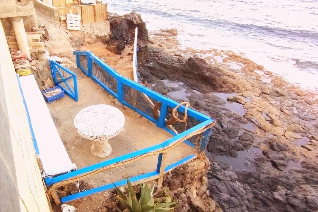 Villa La Casa Con Terraza Privada Sobre El Mar à Telde Extérieur photo